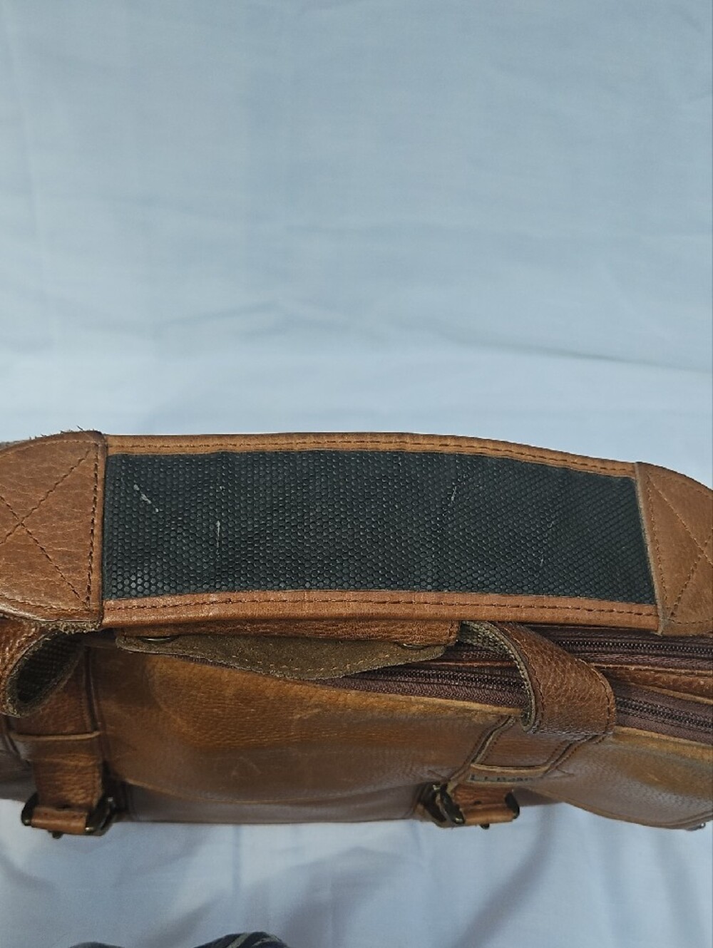 Vintage LL Bean Leather Messenger Briefcase Laptop Shoulder Bag Brown 0DMU1 - Picture 10 of 16
